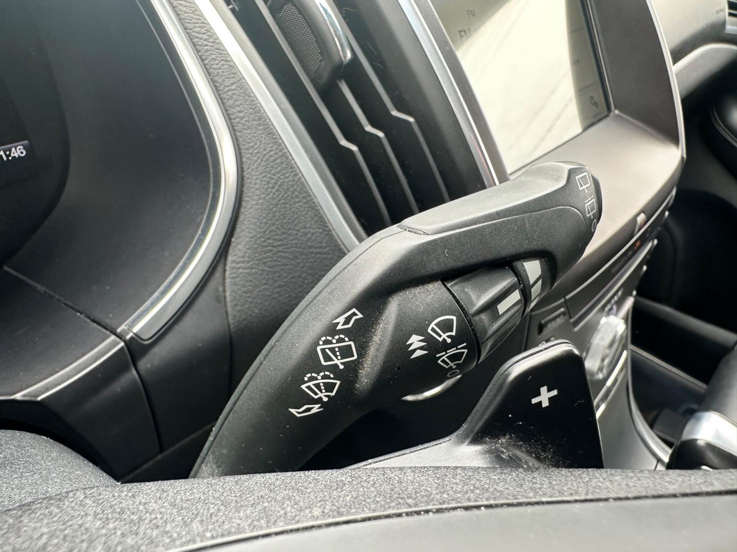 2017 Silver /Black Ford Edge Titanium (2FMPK4K92HB) with an 2.0L I4 DOHC 16V Turbo engine, 6-Speed Automatic transmission, located at 547 E. Main St., Orwell, OH, 44076, (440) 437-5893, 41.535435, -80.847855 - This 2017 Ford Edge Titanium AWD is a well-equipped midsize SUV. It comes with a powerful yet efficient 2.0L EcoBoost engine paired with a smooth 6-speed automatic transmission. Notable features include LED daytime running lights, dusk-sensing headlights, leather interior, auto-dimming rearview mirr - Photo#25